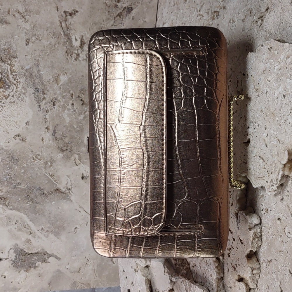 Hananel Full Frame Croc Embossed Faux Leather Wallet/Clutch